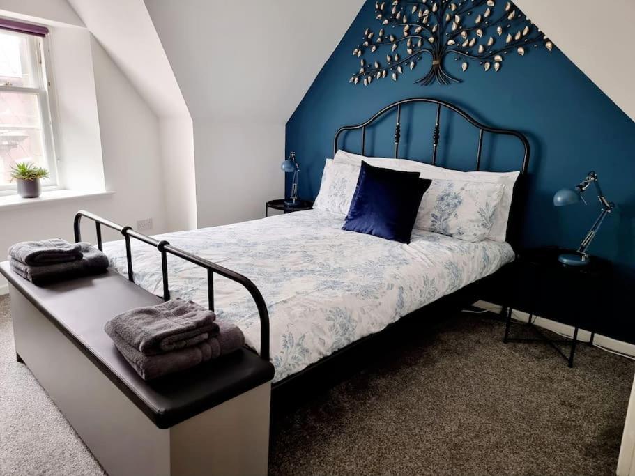 One Bed Holiday Home In The Heart Of אינברנס מראה חיצוני תמונה